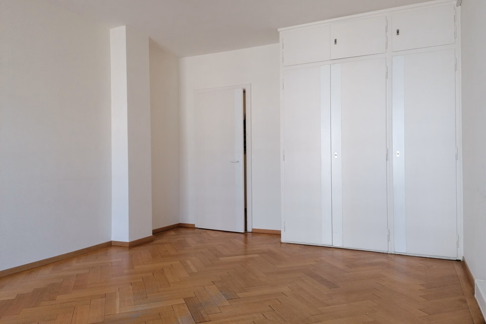 Office of 238 m², steps from the train station, Chemin de Mornex, 1003 Lausanne, Vaud, CH