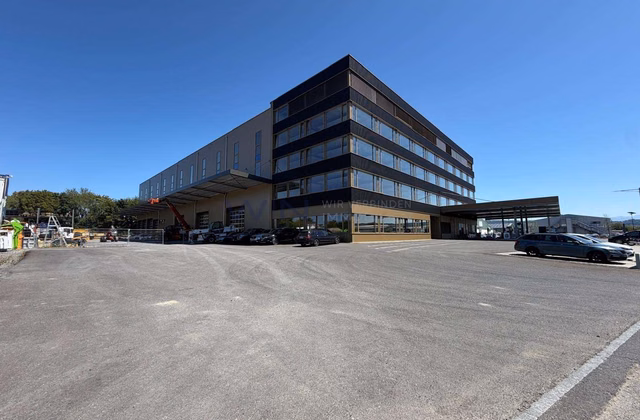 Multi-sport spaces in new development, 1,200–2,800 m²