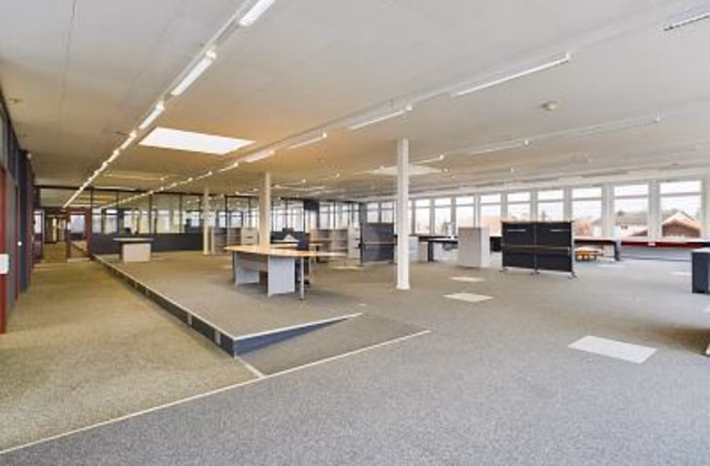 SPACIOUS AND CENTRAL