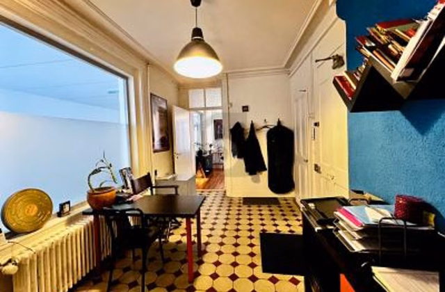 1 to 2 warm, welcoming offices near the lake