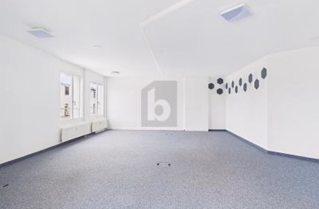 FLEXIBLE - IN A VERY GOOD LOCATION