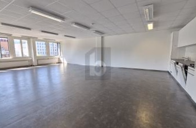 Close to train station - ideal for coaching sessions