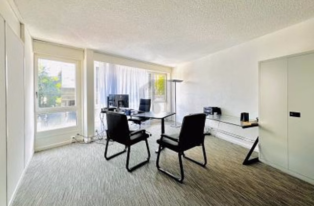 Attractive workspace in the city centre available for sublet