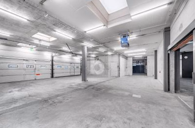 SPACIOUS, STRUCTURED AND PROFESSIONAL