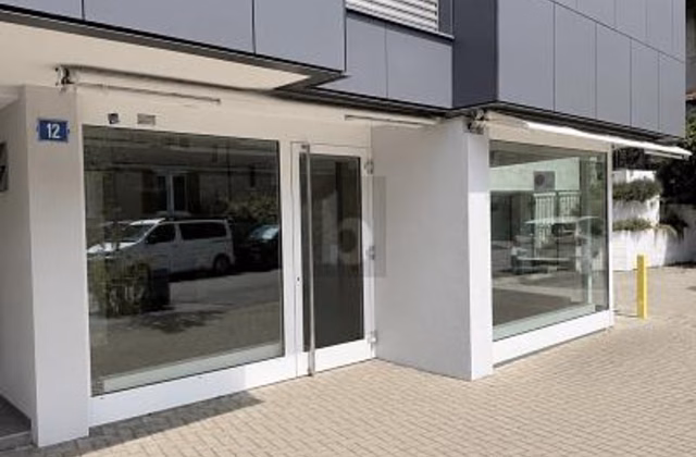 OPEN, MODERN AND INVITING