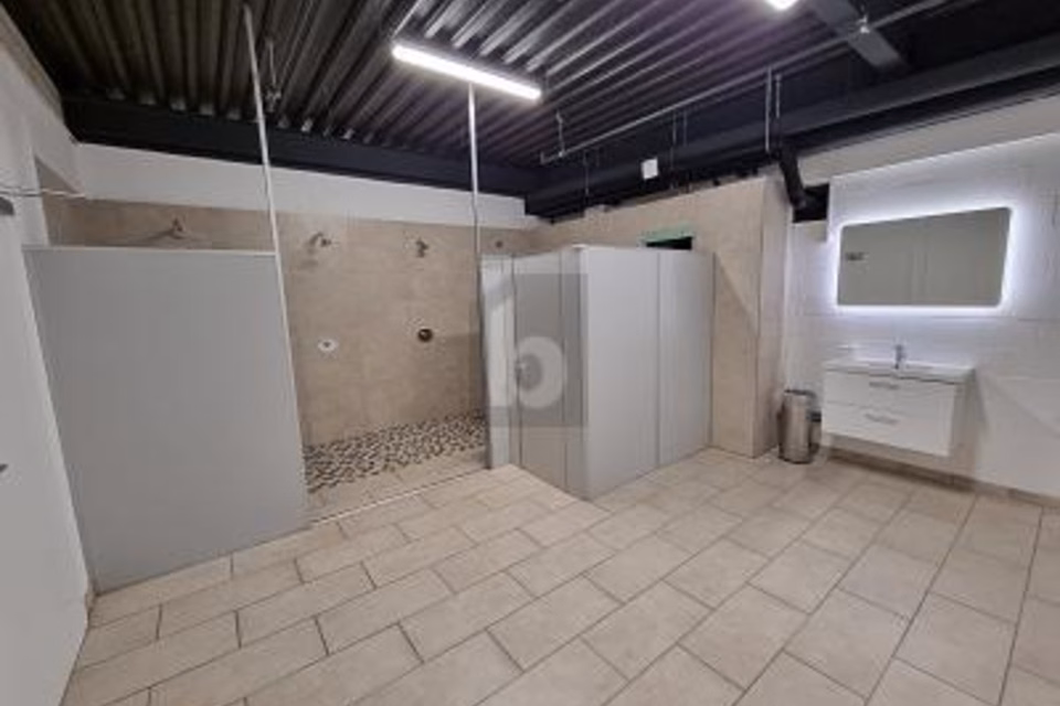 MULTIFUNCTIONAL SPACE - OFFICE / STORAGE / PRODUCTION, 8630 Rüti ZH, Zurich, CH