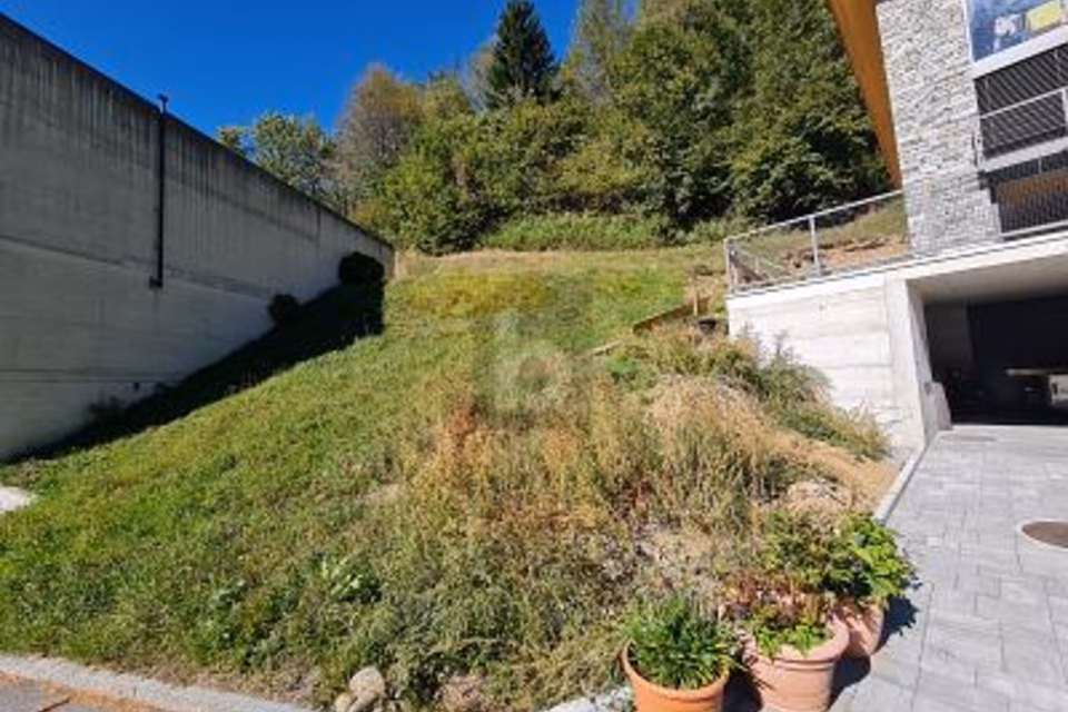 BARGAIN PRICE!! SUNNY AND QUIET LOCATION, 6777 Quinto, Ticino, CH