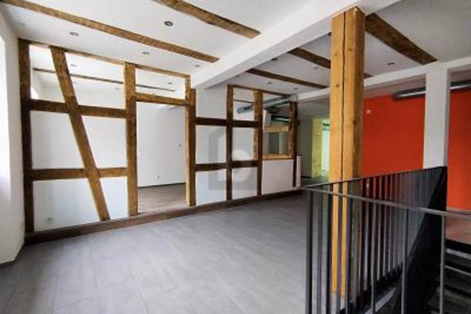 Ideal for hairdresser or beauty salon, central, 8212 Neuhausen am Rheinfall, Schaffhausen, CH