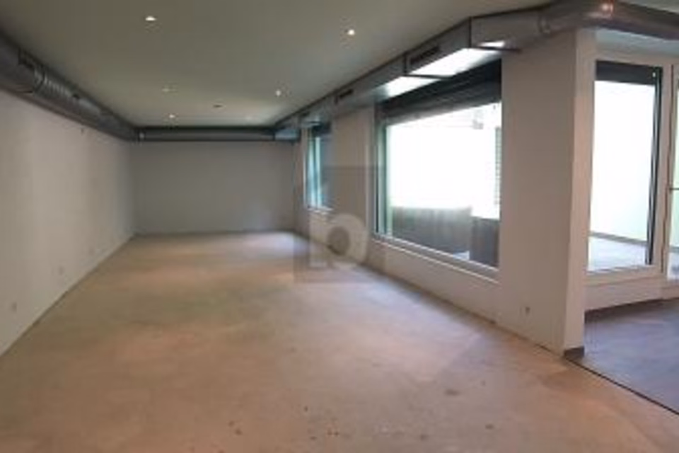 Ideal for hairdresser or beauty salon, central, 8212 Neuhausen am Rheinfall, Schaffhausen, CH