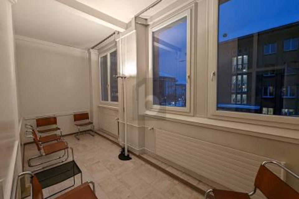 Right in the Town Centre — Ideally Located, 2300 La Chaux-de-Fonds, Neuchâtel, CH