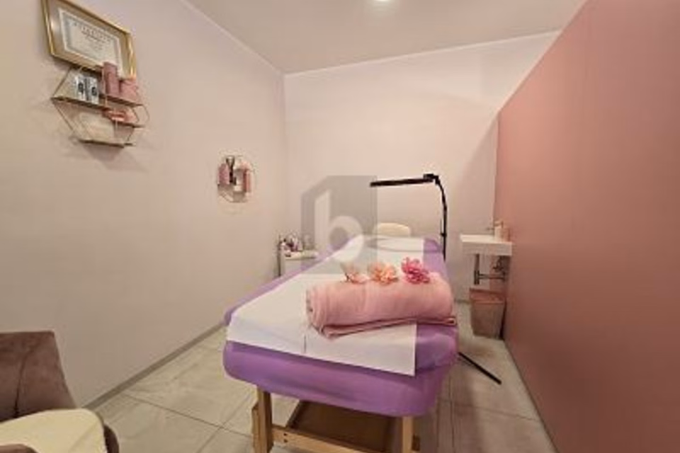 Well-established business in central location with lake view, 6900 Lugano, Ticino, CH