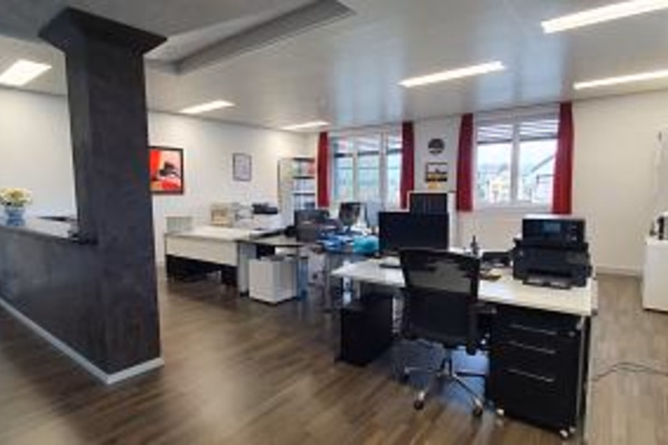 EXCLUSIVE AND HIGH QUALITY, 1018 Lausanne, Vaud, CH