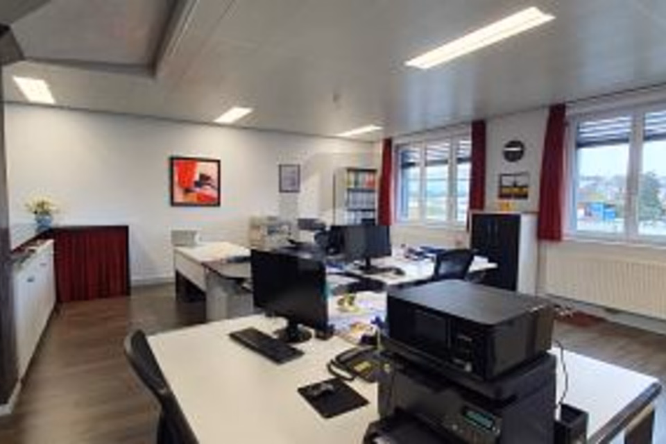 EXCLUSIVE AND HIGH QUALITY, 1018 Lausanne, Vaud, CH