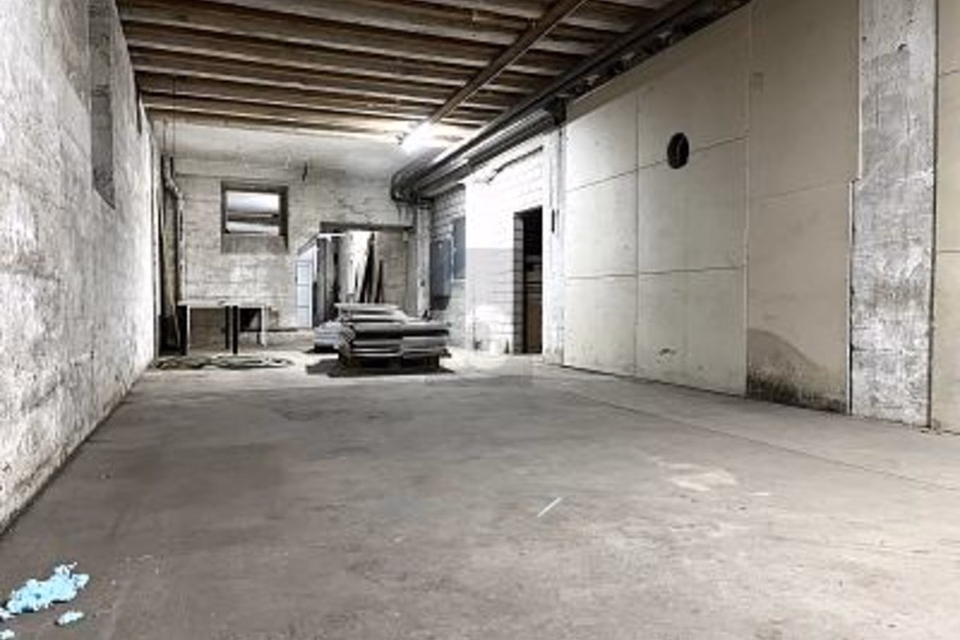 STORAGE SPACE WITH MANY POSSIBLE USES, 5275 Etzgen, Aargau, CH