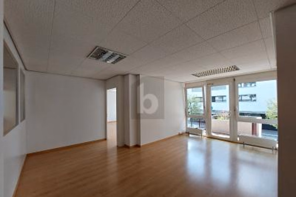 SOLID OFFICE SPACE IN THE TOWN CENTRE, 6048 Horw, Lucerne, CH