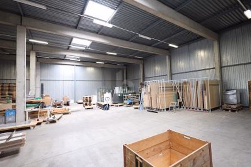 High-bay warehouse — 6.5 m internal height, 4538 Oberbipp, Bern, CH