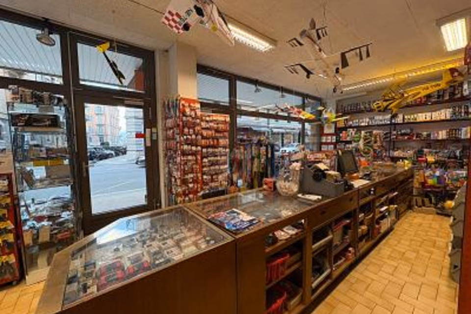 Retail unit in the centre of Eaux-Vives, 1207 Genève, Geneva, CH