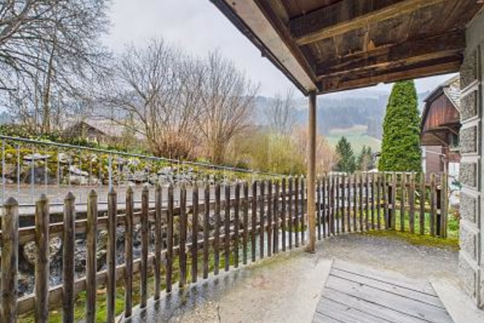 Versatile property in a central location, 3762 Erlenbach im Simmental, Bern, CH
