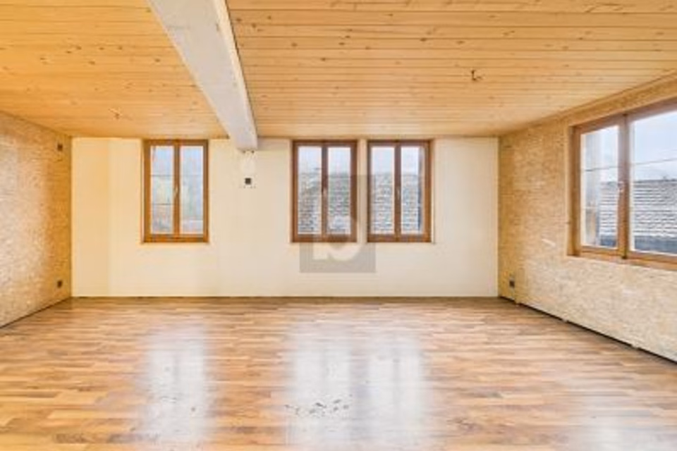Versatile property in a central location, 3762 Erlenbach im Simmental, Bern, CH