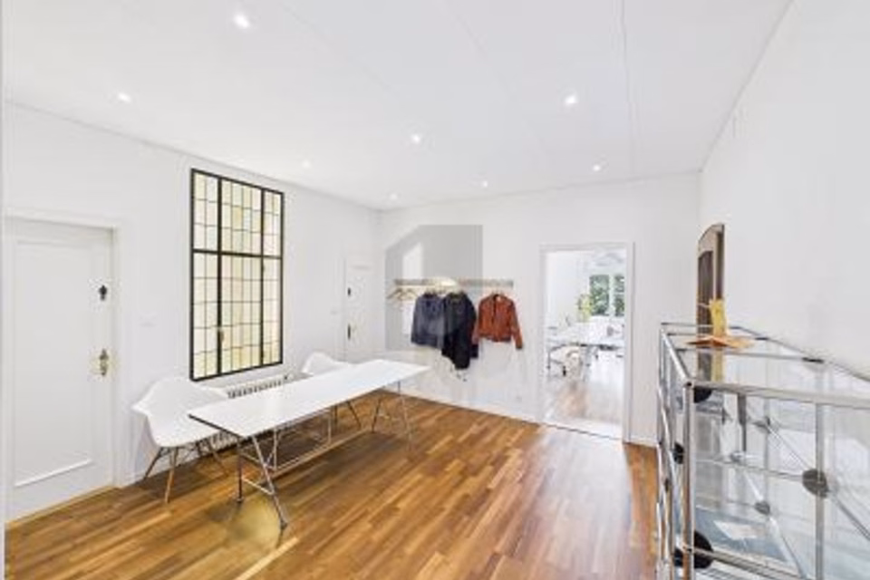 MODERN AND SPACIOUS IN THE HEART OF THE CITY, 4054 Basel, Basel-City, CH