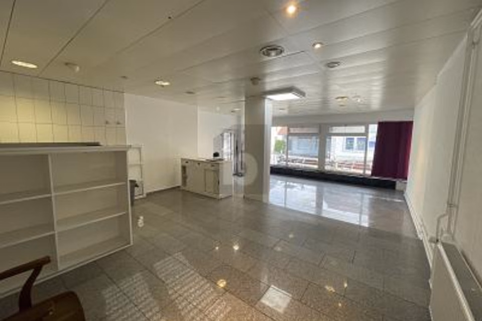 Versatile commercial space in a central location, 4702 Oensingen, Solothurn, CH