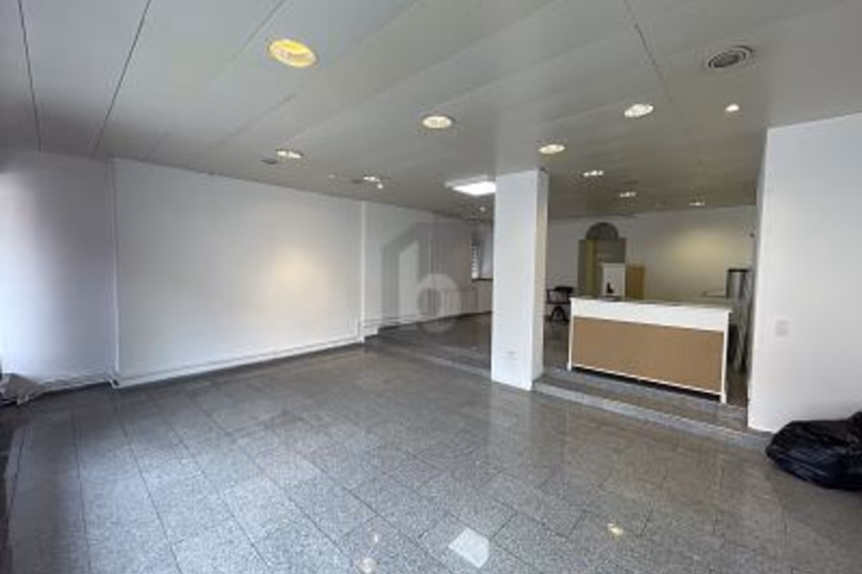 Versatile commercial space in a central location, 4702 Oensingen, Solothurn, CH