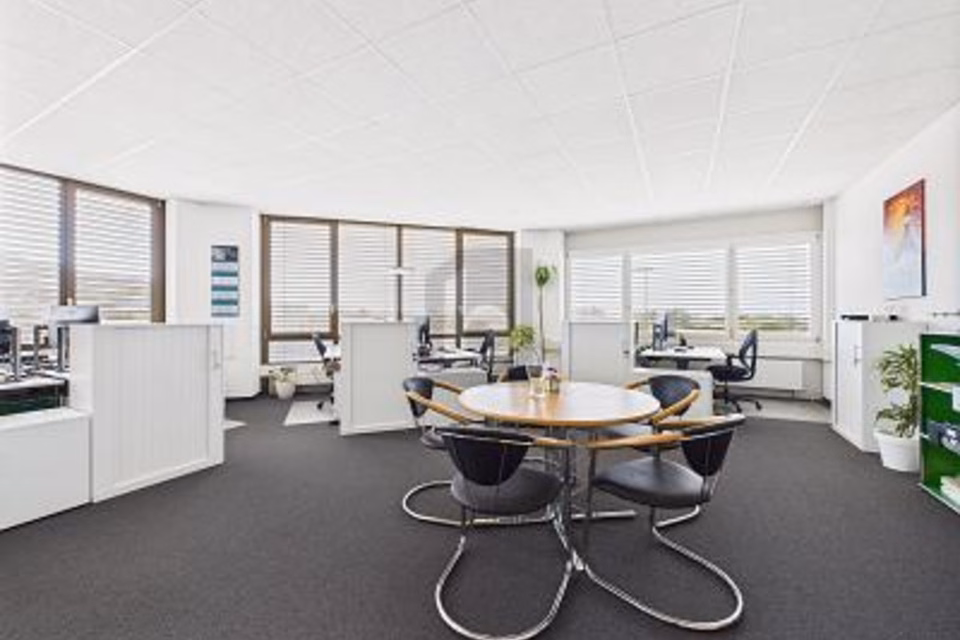 ATTRACTIVE BUSINESS LOCATION IN THE CITY CENTRE, 9430 St. Margrethen SG, St. Gallen, CH