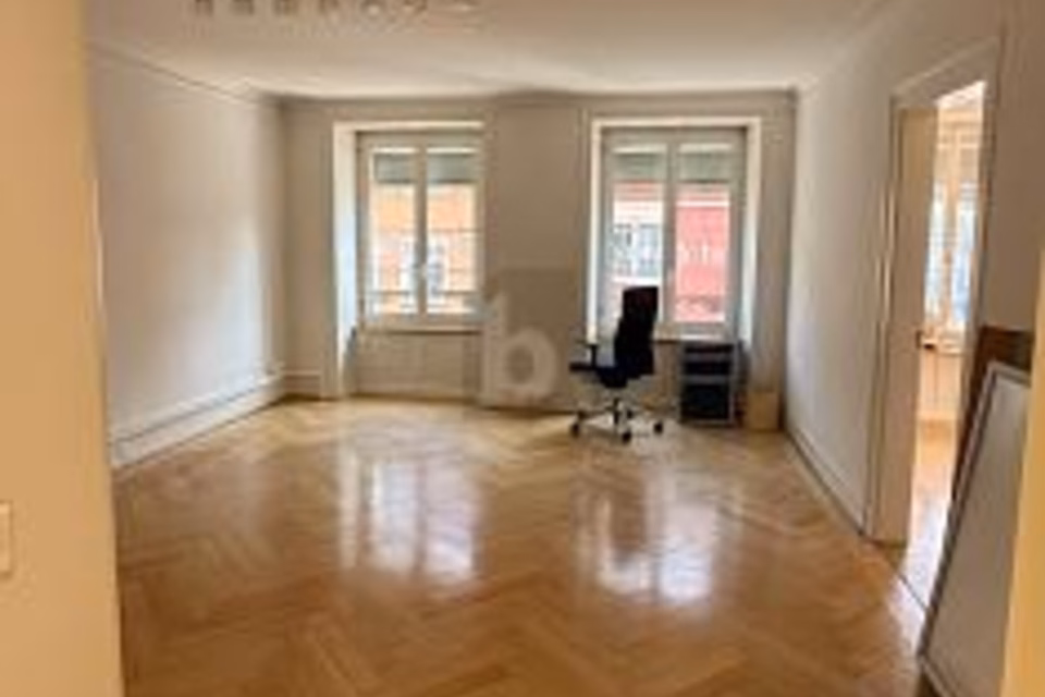 Well-maintained in a central location, 8400 Winterthur, Zurich, CH