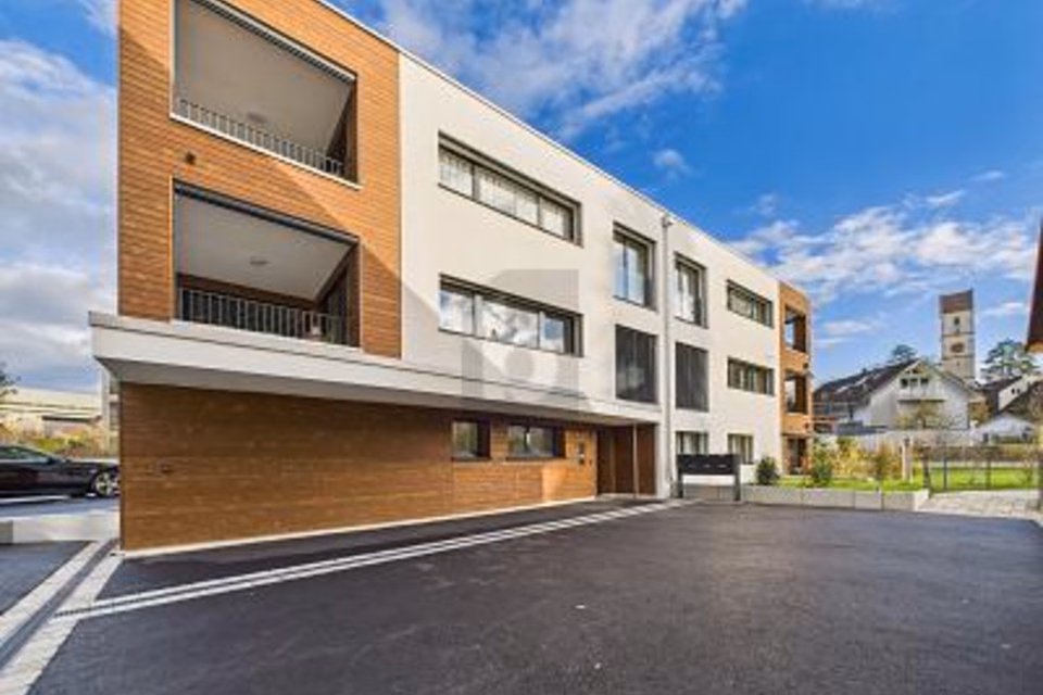 NEW BUILD, BRIGHT AND MODERN IN THE VILLAGE CENTRE!, 4460 Gelterkinden, Basel-Landschaft, CH