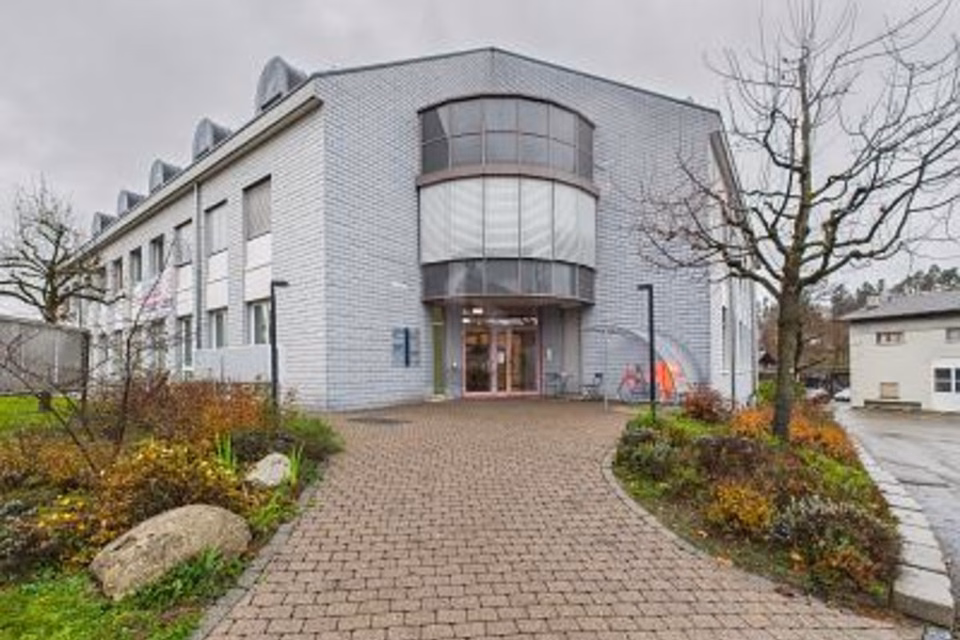 SPACIOUS AND VERSATILE, 3145 Niederscherli, Bern, CH