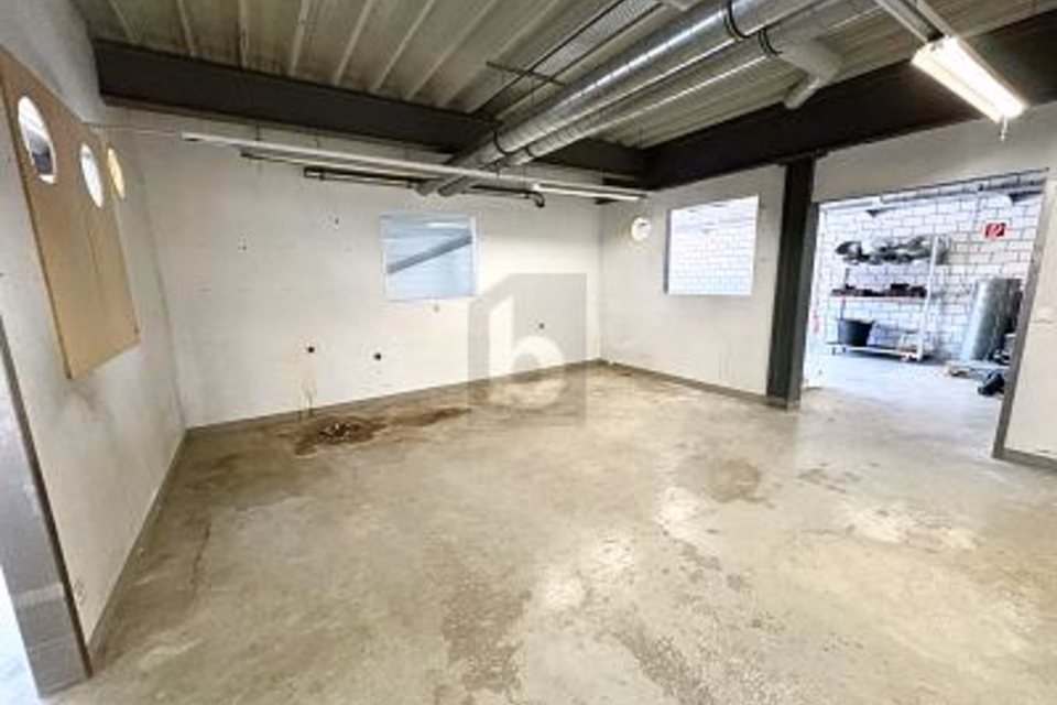 Versatile Multi-Use Space, 8630 Rüti ZH, Zurich, CH