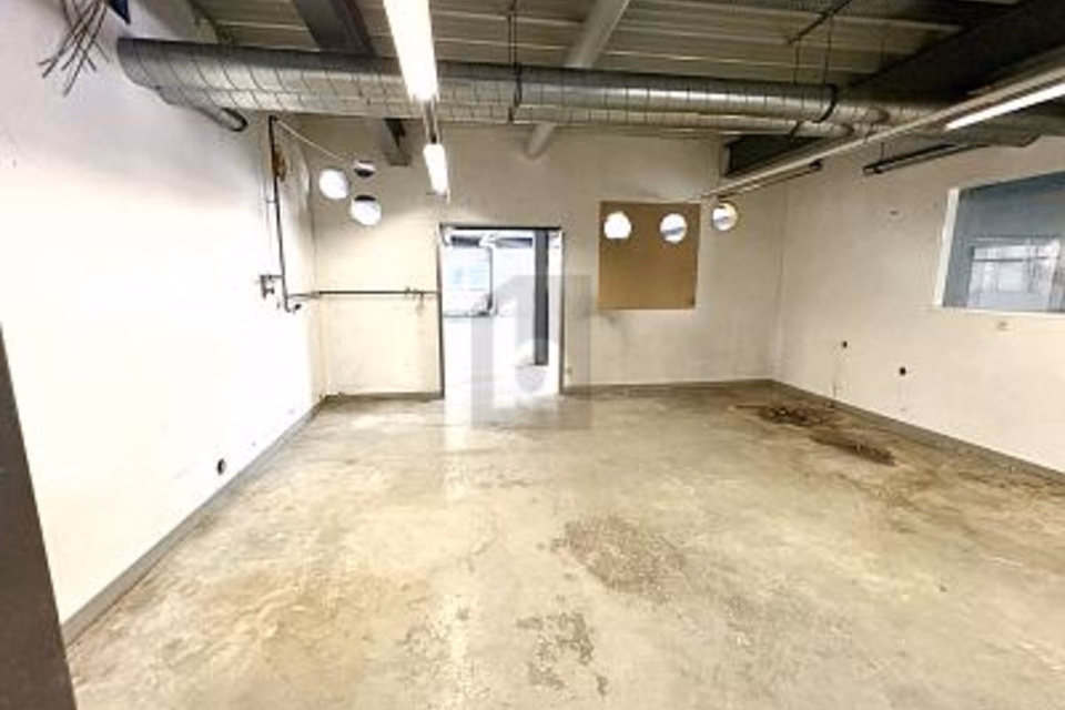 Versatile Multi-Use Space, 8630 Rüti ZH, Zurich, CH