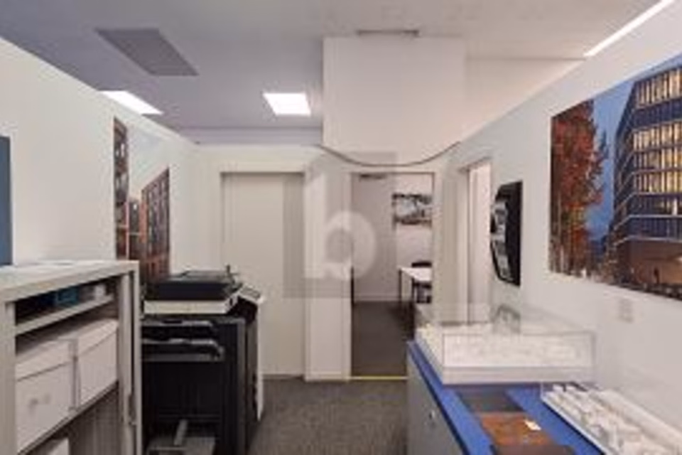 FLEXIBLE, DYNAMIC AND WELL LOCATED, 2800 Delémont, Jura, CH