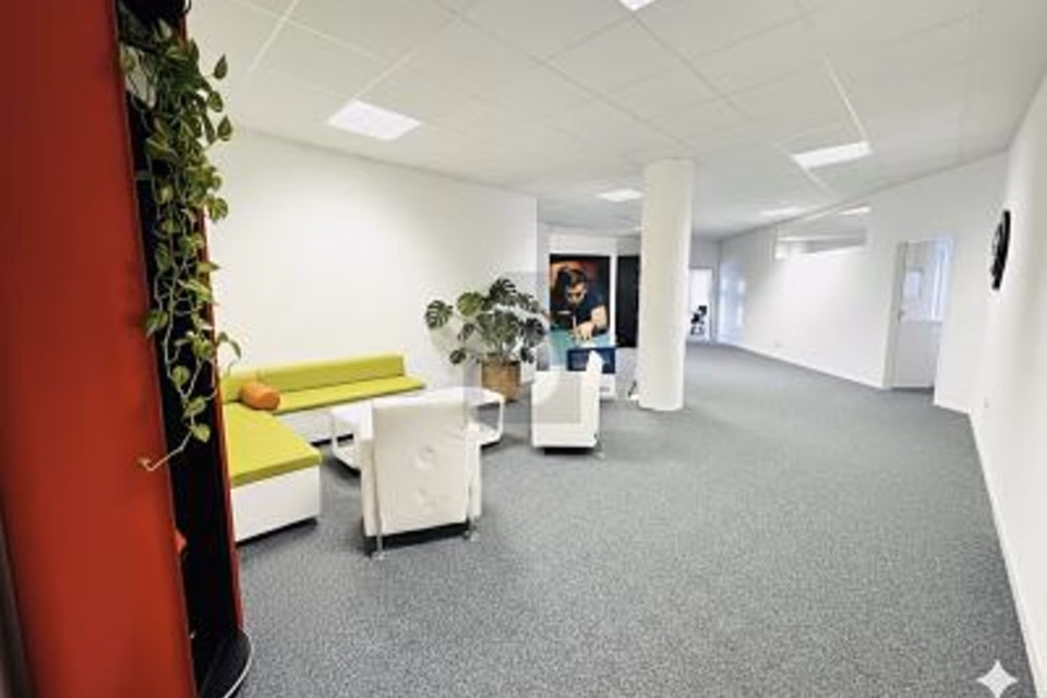 SPACIOUS, BRIGHT ROOMS IN A CENTRAL LOCATION, 6005 Luzern, Lucerne, CH