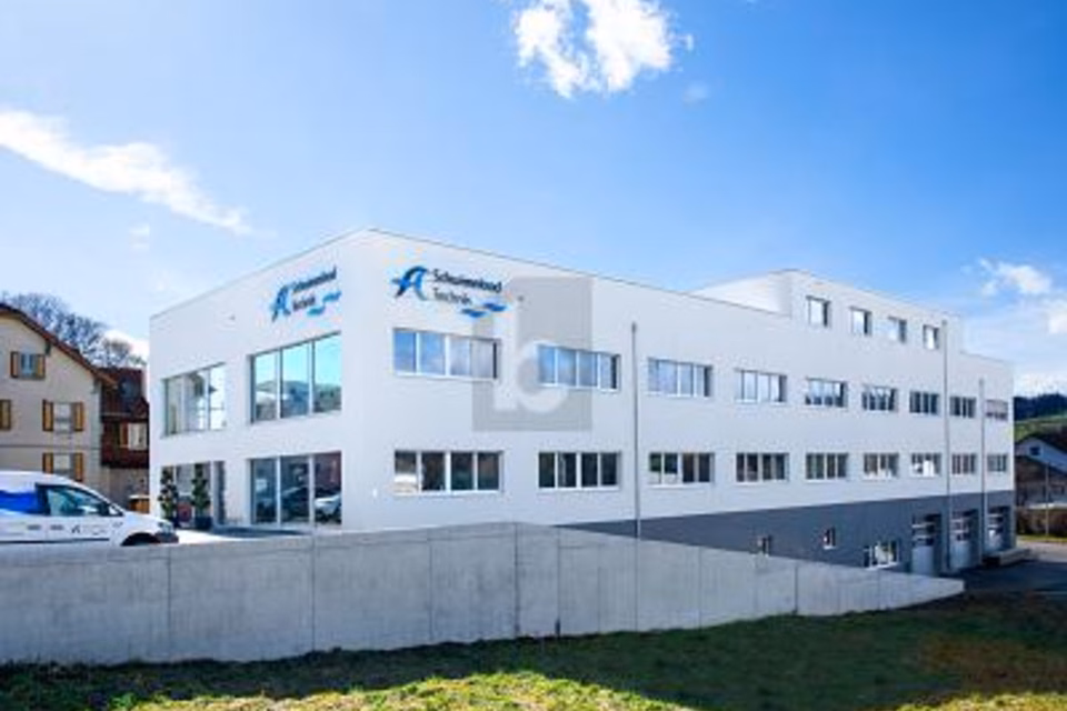 REPRESENTATIVE UNIT IN A CENTRAL LOCATION, 6280 Hochdorf, Lucerne, CH