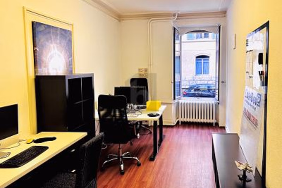 1 to 2 warm, welcoming offices near the lake, 1201 Genève, Geneva, CH