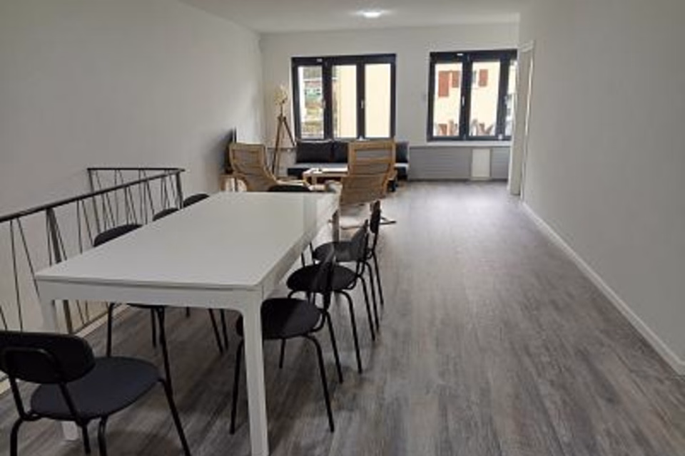 BRIGHT, VISIBLE & VERSATILE, 2735 Malleray, Bern, CH