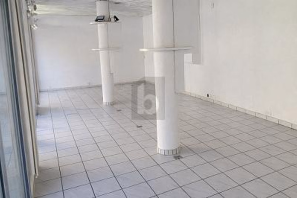 VISIBLE, PRACTICAL AND CENTRAL, 3960 Sierre, Valais/Wallis, CH