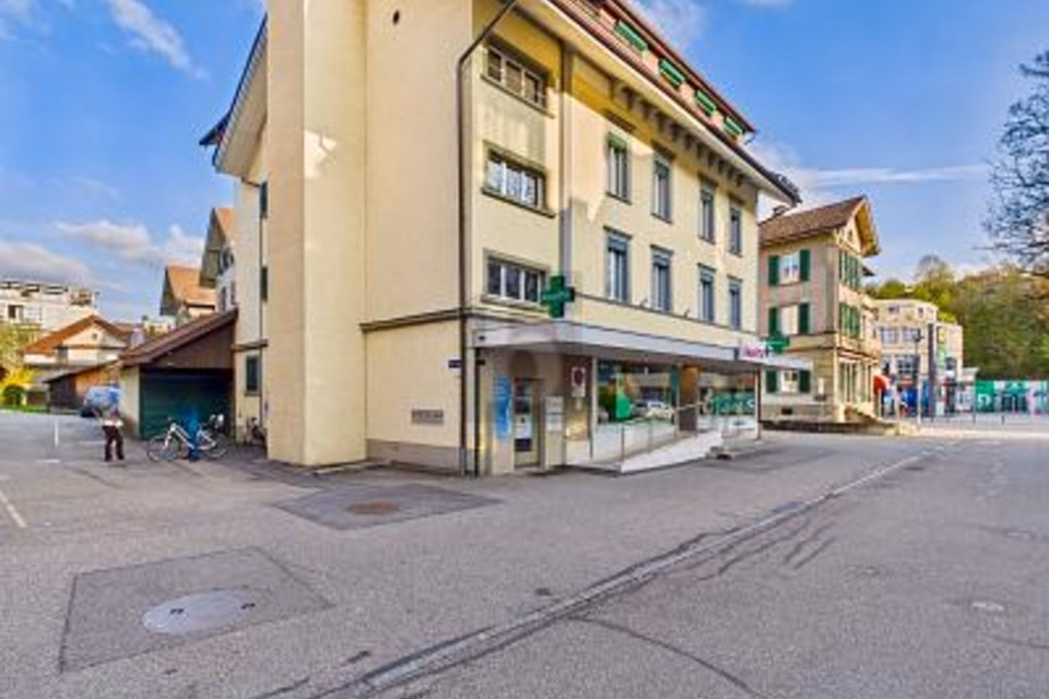 CENTRAL AND SPACIOUS, 3400 Burgdorf, Bern, CH