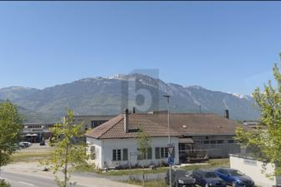 SPACIOUS, FUNCTIONAL AND BRIGHT, 1880 Bex, Vaud, CH