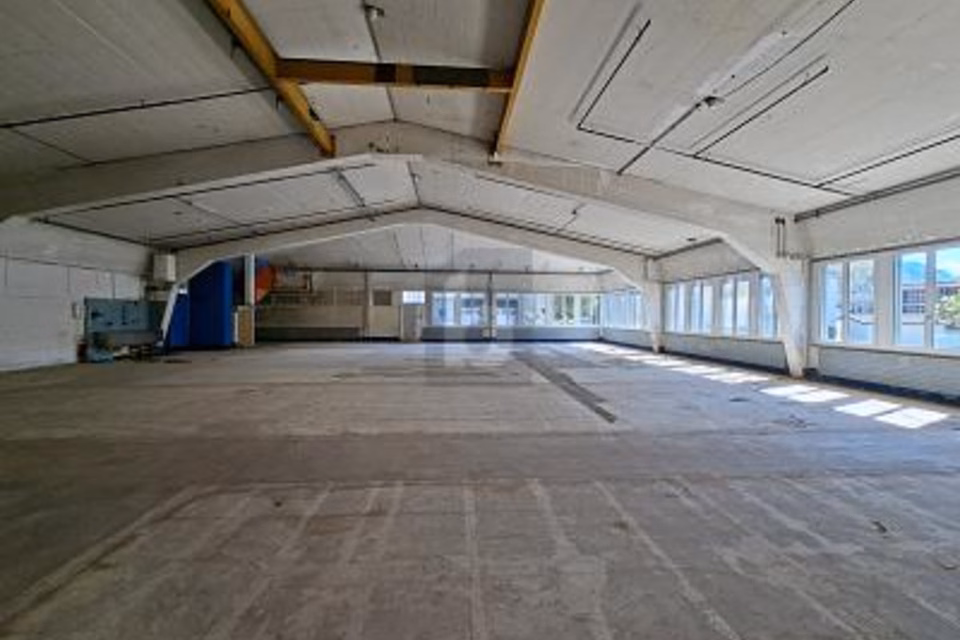 YOUR VISION, OUR COMMERCIAL SPACE, 6362 Stansstad, Nidwalden, CH