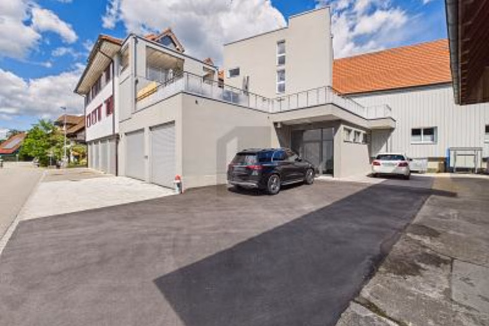 MODERN, FLEXIBLE AND CENTRAL, 3367 Thörigen, Bern, CH