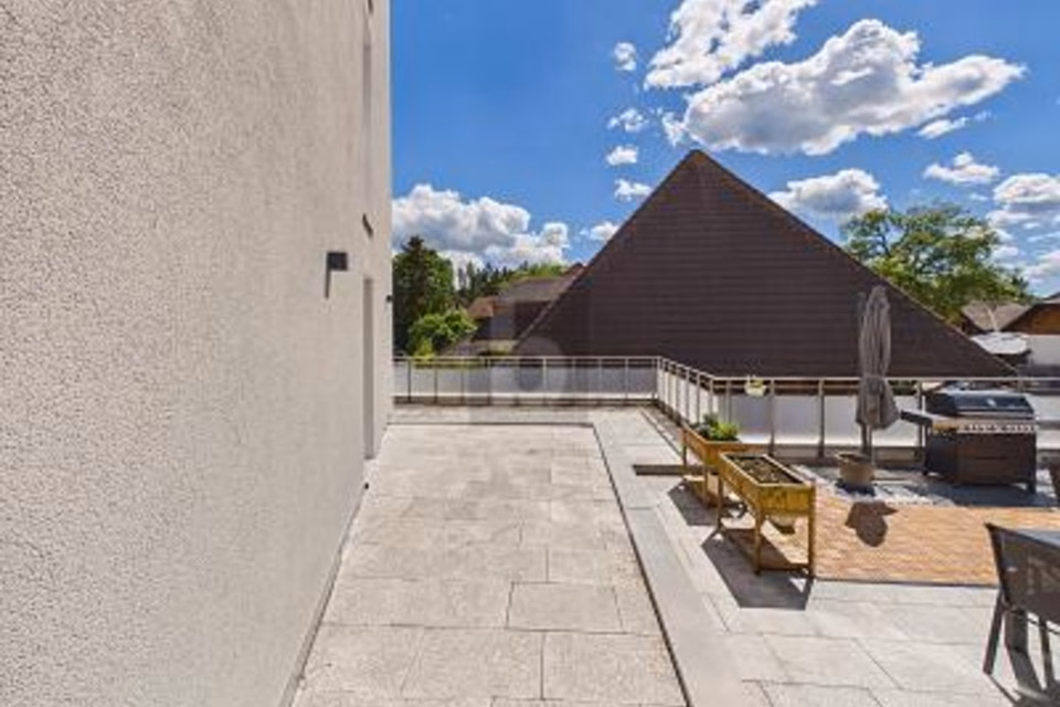 MODERN, FLEXIBLE AND CENTRAL, 3367 Thörigen, Bern, CH