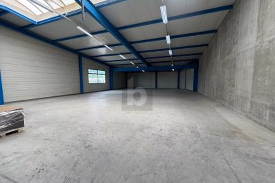 SPACIOUS WITH AMPLE STORAGE SPACE, 8932 Mettmenstetten, Zurich, CH