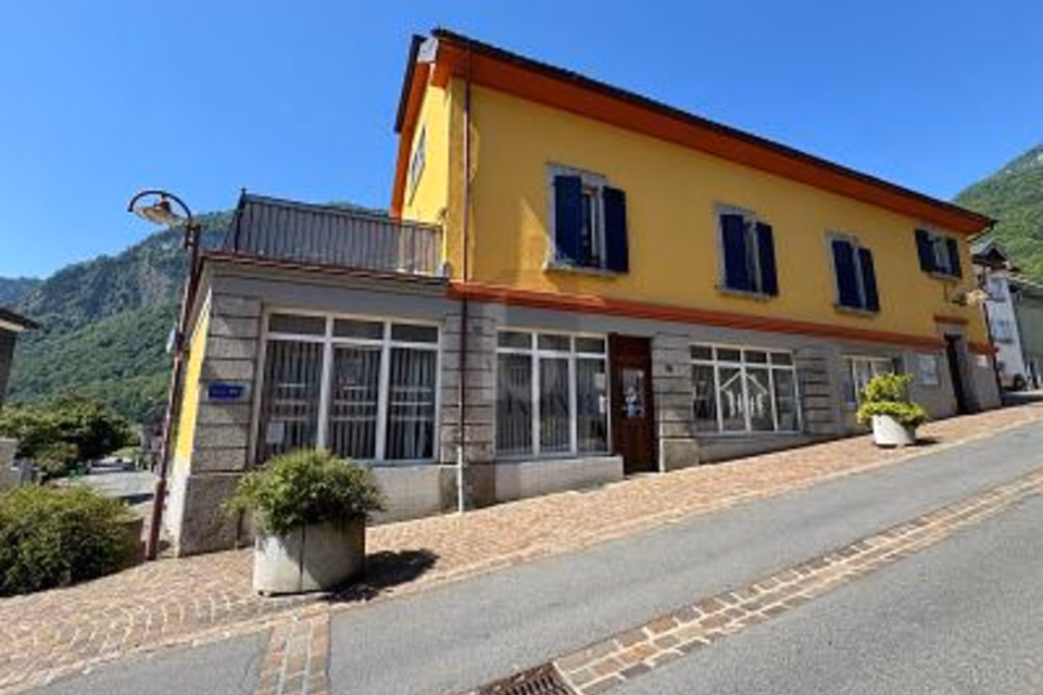 Bright, flexible and strategically located, 1896 Vouvry, Valais/Wallis, CH
