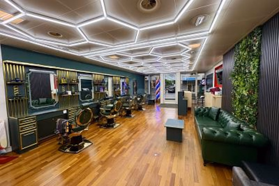 CENTRALLY LOCATED AND VERSATILE, 8820 Wädenswil, Zurich, CH