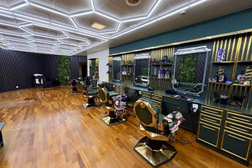 CENTRALLY LOCATED AND VERSATILE, 8820 Wädenswil, Zurich, CH