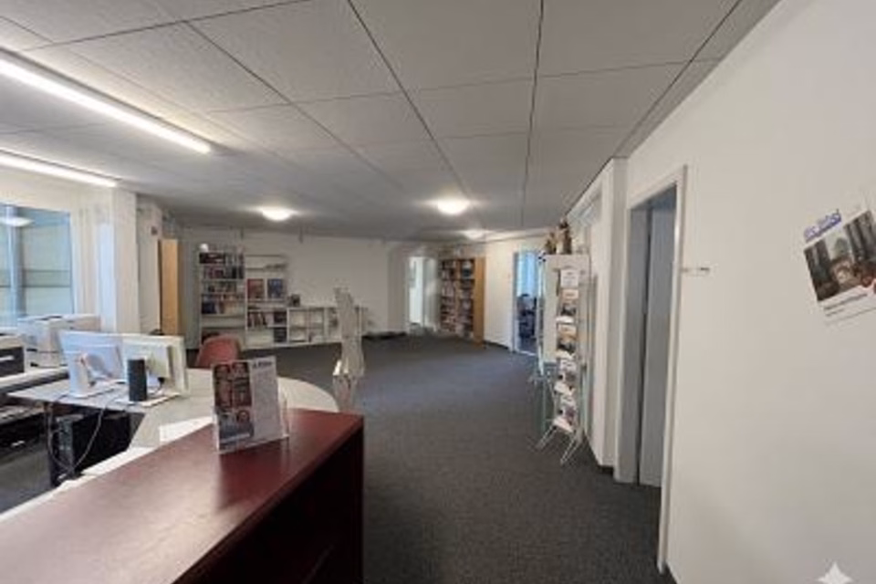 MAGNIFICENT COMMERCIAL PREMISES, 2500 Biel/Bienne, Bern, CH