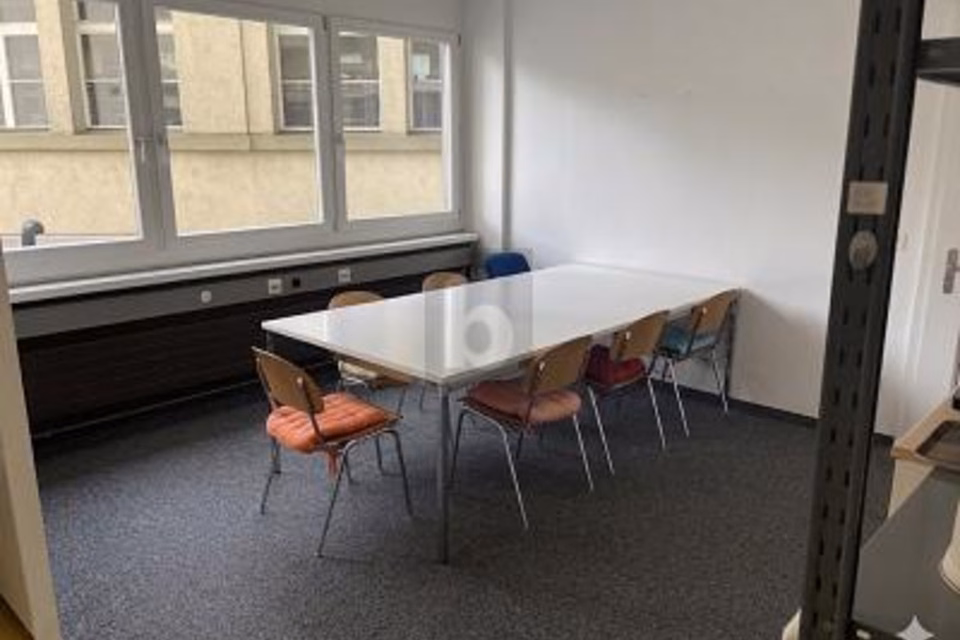 MAGNIFICENT COMMERCIAL PREMISES, 2500 Biel/Bienne, Bern, CH