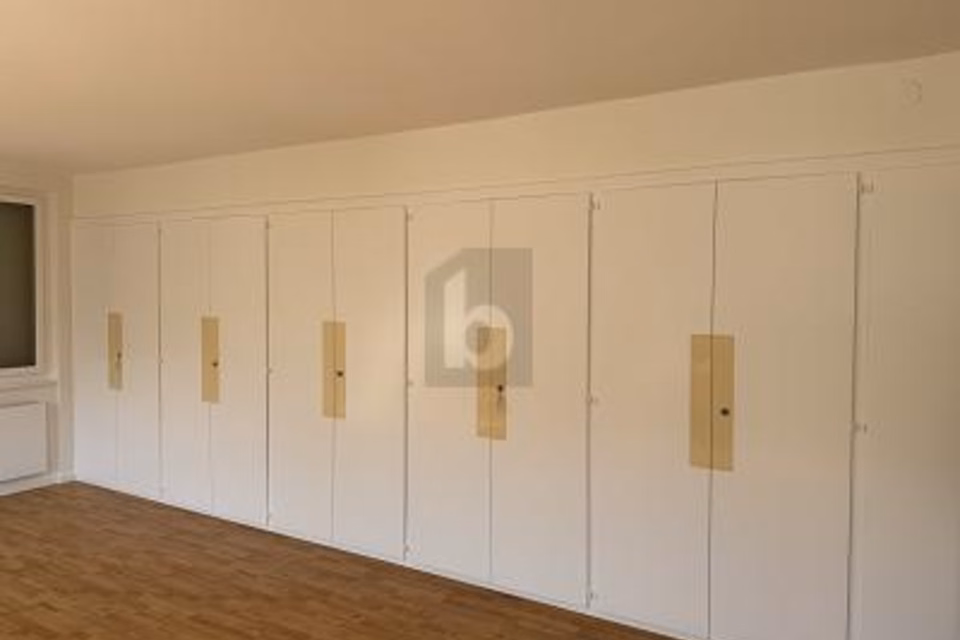 WORKSPACE IN THE CITY CENTRE, 1950 Sion, Valais/Wallis, CH
